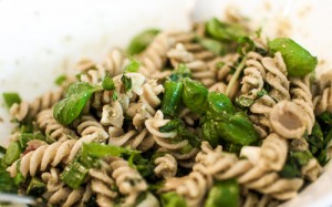 Pastasalat med pesto